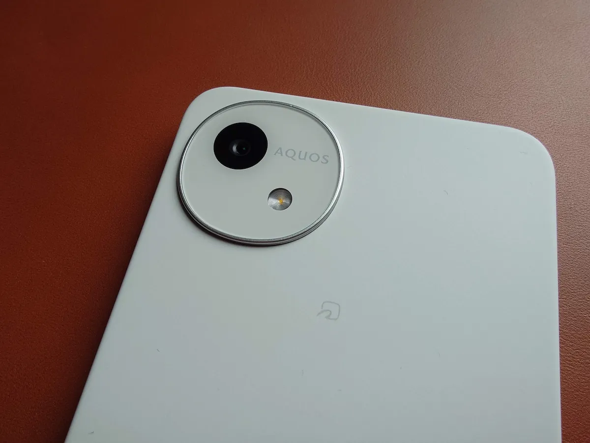 AQUOS wish5 本体 ホワイト シャープ SHARP SIMフリースマートフォン AQUOS wish5